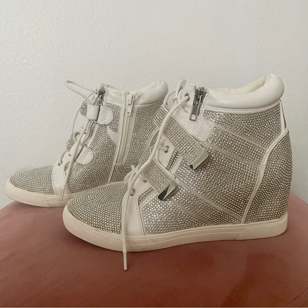 Women’s Wedge Sneaker, Crystal and White high top sneaker, size 8.5